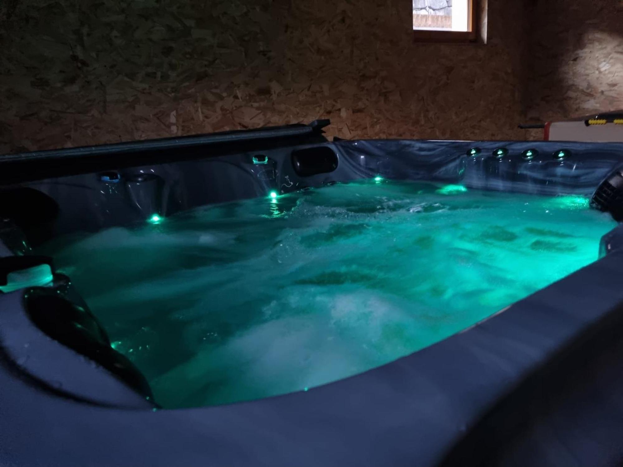Les Randogodilleurs Avec Jacuzzi A 2Kms Des Pistes Et 350M Du Theatre Du Peuple ! Villa Bussang Bagian luar foto